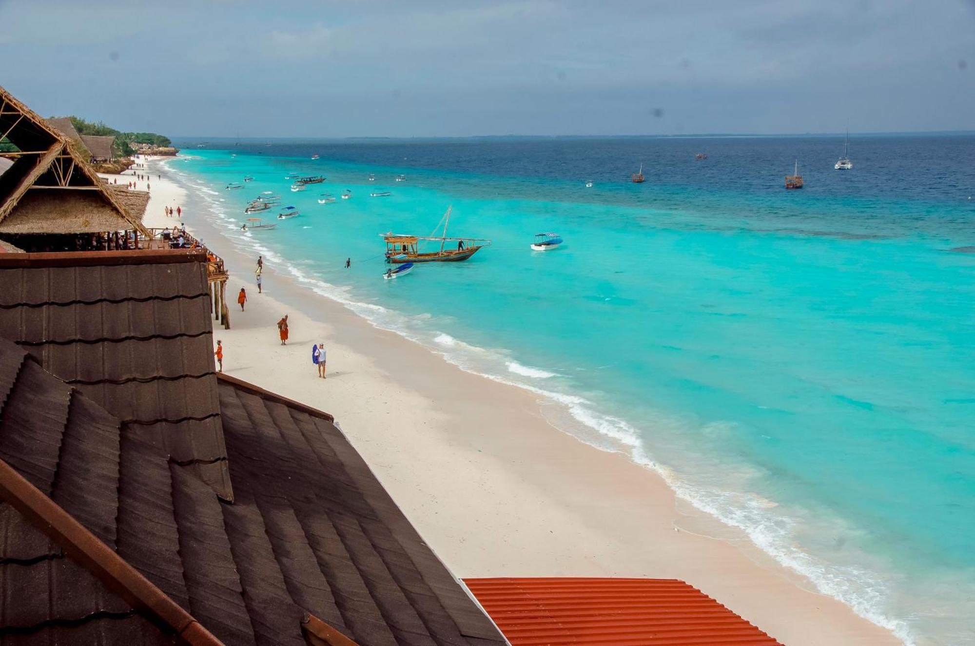 Langi Langi Beach Bungalows นูงวี ภายนอก รูปภาพ