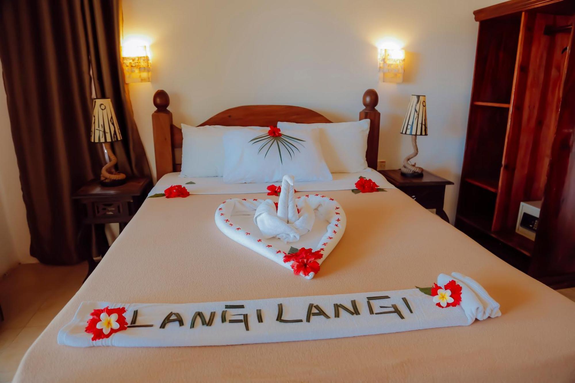 Langi Langi Beach Bungalows นูงวี ภายนอก รูปภาพ